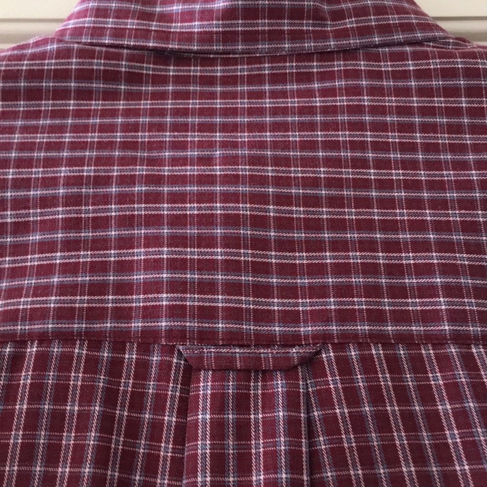 THREE button down shirts πππ - Picture 7 of 8